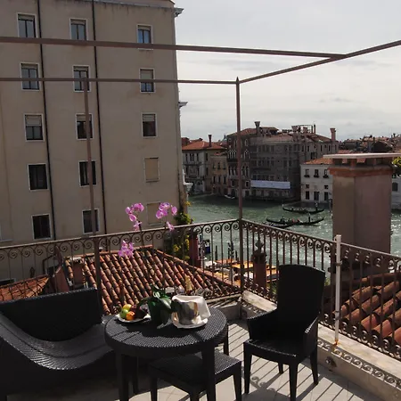 Hotel Dei Dragomanni-3